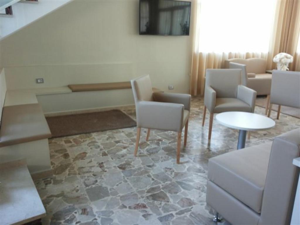 Hotel Sorriso San Mauro Mare Eksteriør billede